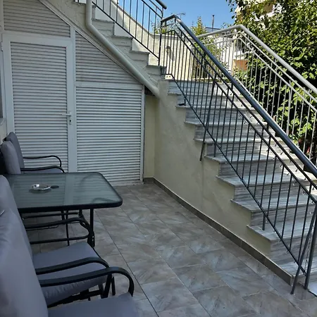 Fanlex Summer House